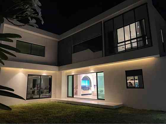 4 Bedroom Pool Villa for Sale in Ko Kaeo ภูเก็ต