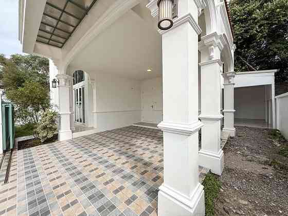 3 Bedroom Detached House with Communal Pool for Sale Phuket