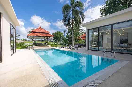 6 Bedroom Pool Villa for Sale in Laguna Phuket