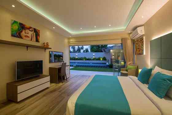 5 Bedroom Pool Villa for Sale in Maenam Samui