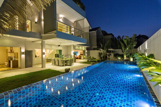 5 Bedroom Pool Villa for Sale in Maenam Samui - photo 1