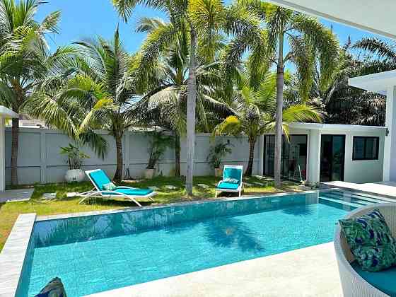 4 Bedroom Pool Villa for Sale in Lamai Samui