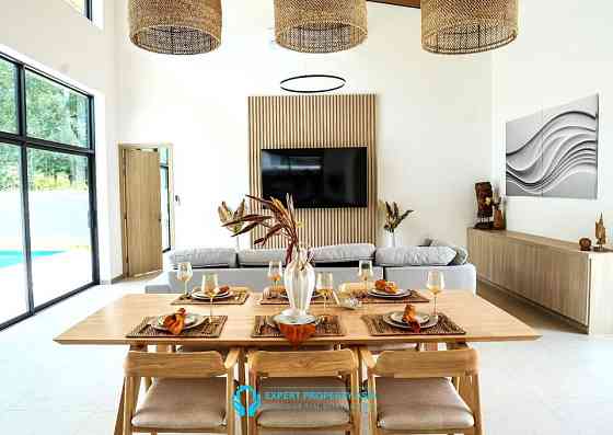 3 Bedroom Pool Villa for Sale in Lamai Samui