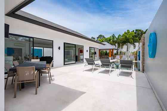 6 Bedroom Pool Villa for Sale in Maenam Samui