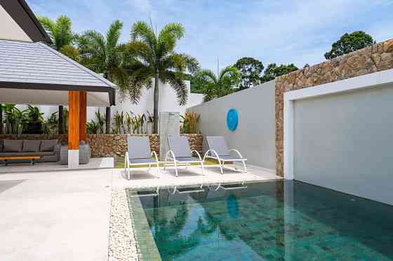 6 Bedroom Pool Villa for Sale in Maenam Samui