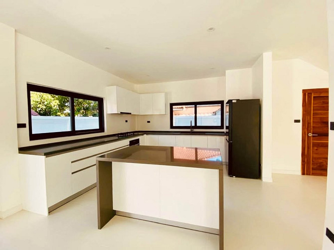 4 Bedroom Pool Villa for Sale in Koh Samui Samui - photo 7