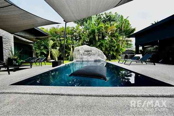 3 Bedroom Pool Villa for Sale in Maenam Самуи