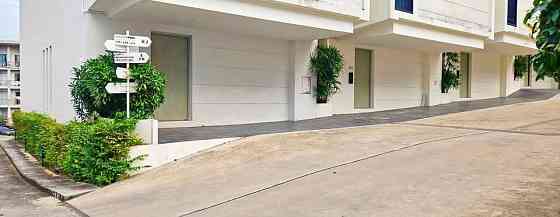 2 Bedroom Pool Villa for Sale in Bangrak Samui