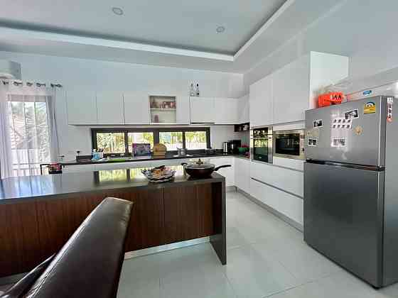 3 Bedroom Pool Villa for Sale in Lamai Samui