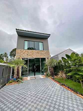 4 Bedroom Pool Villa for Sale in Nammang Samui