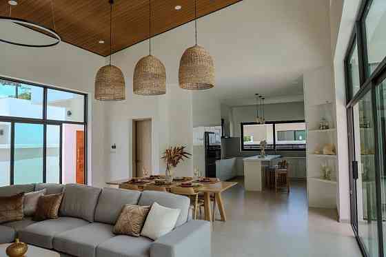 3 Bedroom Pool Villa for Sale in Lamai Samui