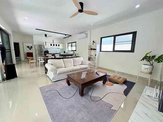 4 Bedroom Pool Villa for Sale in Lamai Samui