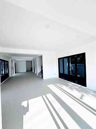 5 Bedroom Pool Villa for Sale in Bonkai Samui