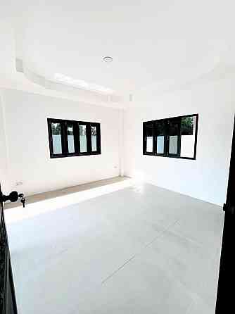 5 Bedroom Pool Villa for Sale in Bonkai Samui