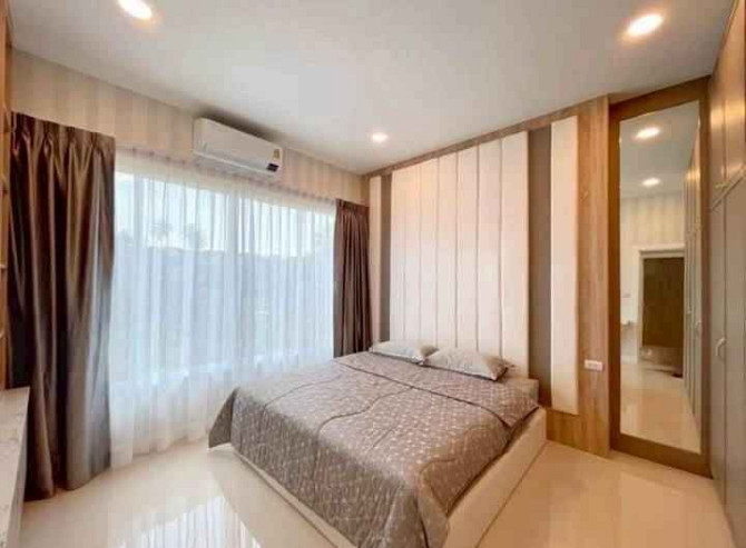 House with Bedrooms: 3 and Bathrooms: 3 Pattaya - photo 14