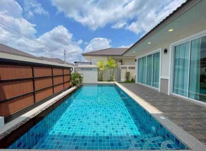 House with Bedrooms: 3 and Bathrooms: 3 Pattaya - photo 4