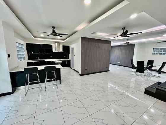3 beds 3 baths – House Pattaya
