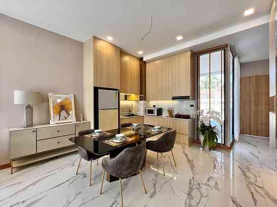 Townhouse with Bedrooms: 4 and Bathrooms: 3 Pattaya