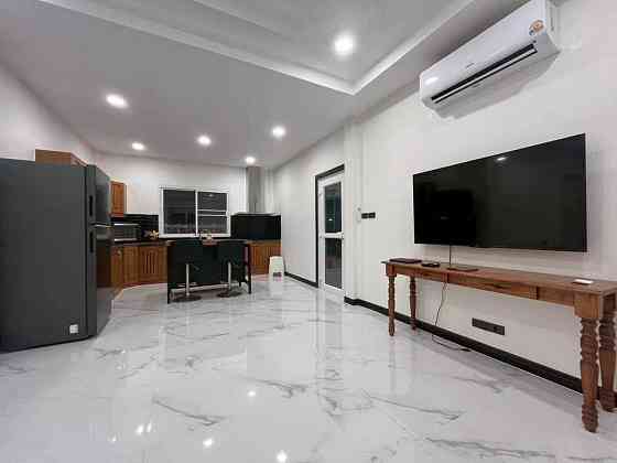 4 Beds 3 Baths - House Pattaya