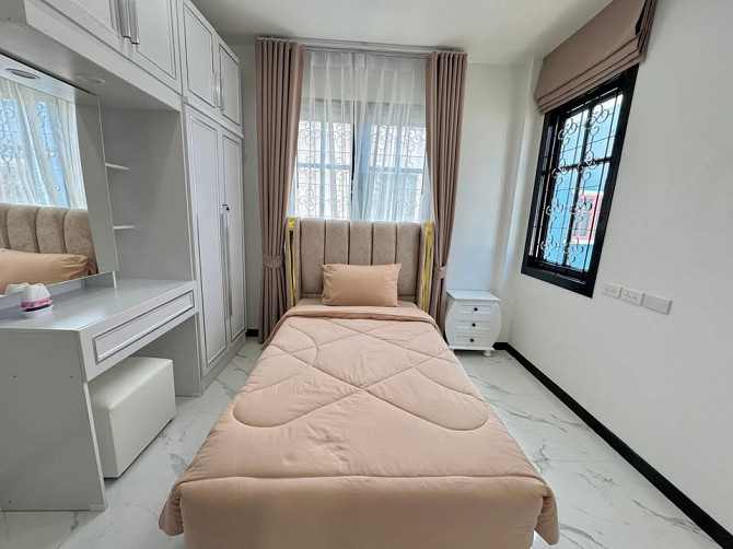 House with Bedrooms: 5 and Bathrooms: 4 Pattaya - photo 18