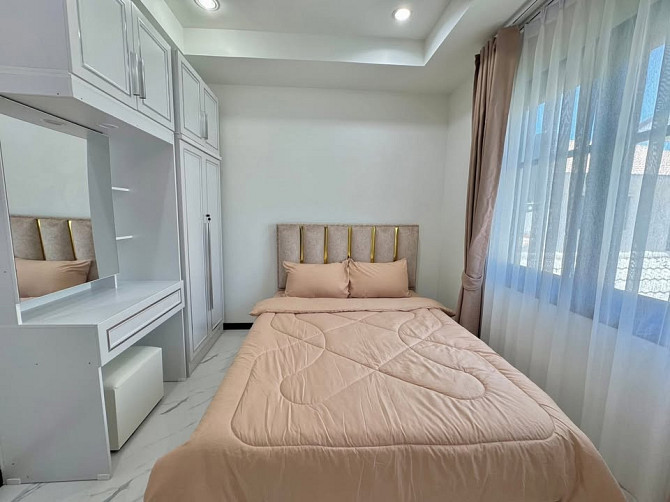 House with Bedrooms: 5 and Bathrooms: 4 Pattaya - photo 7