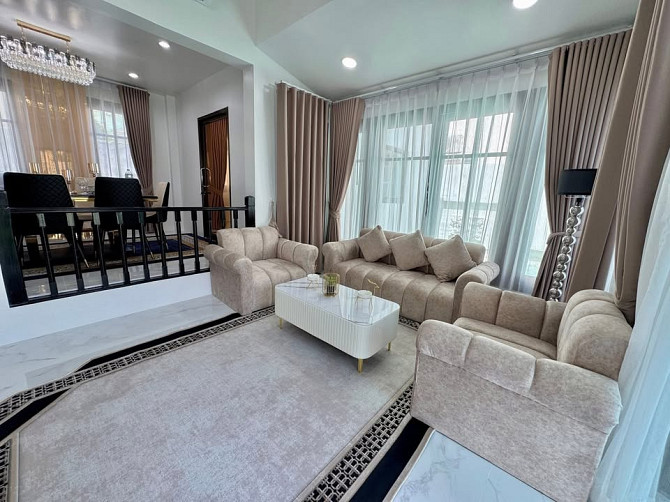 House with Bedrooms: 5 and Bathrooms: 4 Pattaya - photo 5