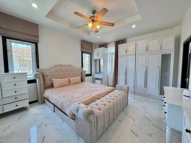 House with Bedrooms: 5 and Bathrooms: 4 Pattaya - photo 15