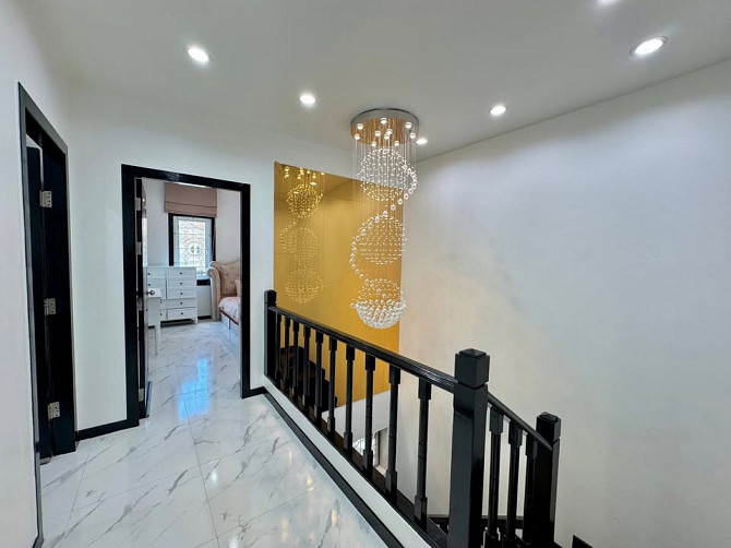 House with Bedrooms: 5 and Bathrooms: 4 Pattaya - photo 14