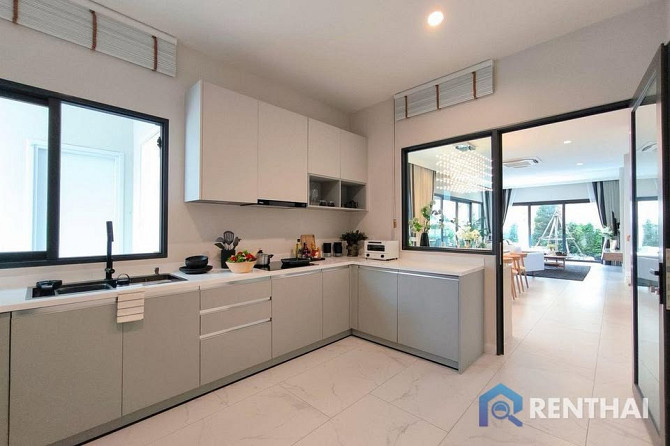 4 Beds 5 Baths House Pattaya - photo 3