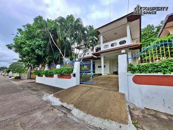 4 Beds 3 Baths House Pattaya