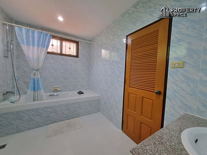 4 Beds 3 Baths House Pattaya - photo 13