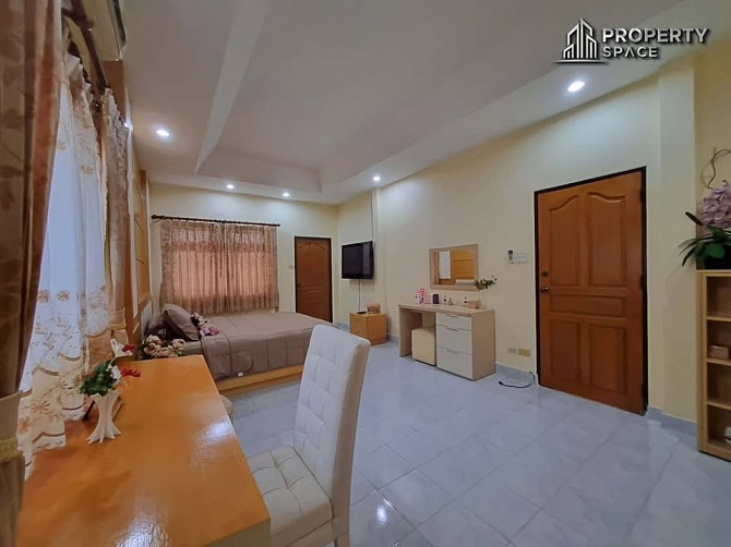 4 Beds 3 Baths House Pattaya - photo 12