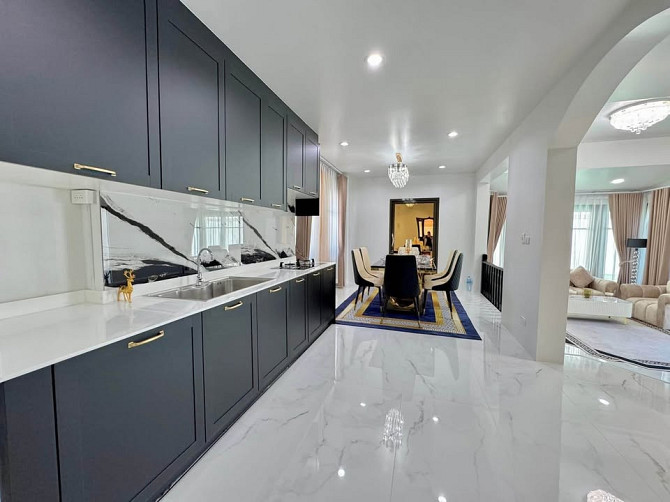 5 Beds 4 Baths - House Pattaya - photo 6