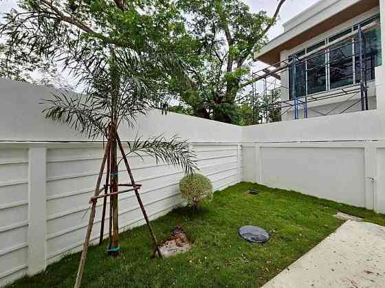 4 bedrooms 5 bathrooms - House Pattaya