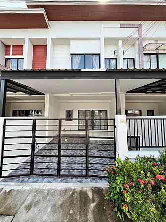 3 Bedrooms 3 Bathrooms - Townhouse Pattaya