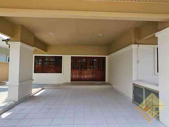 3 beds 2 baths House Pattaya