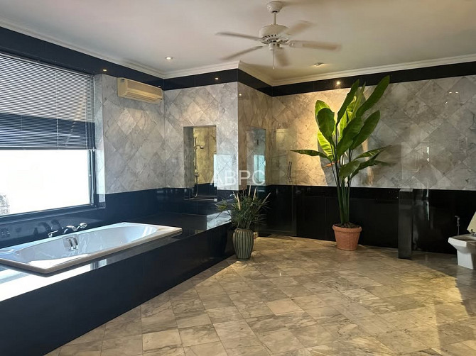 4 Beds 5 Baths House Pattaya - photo 13
