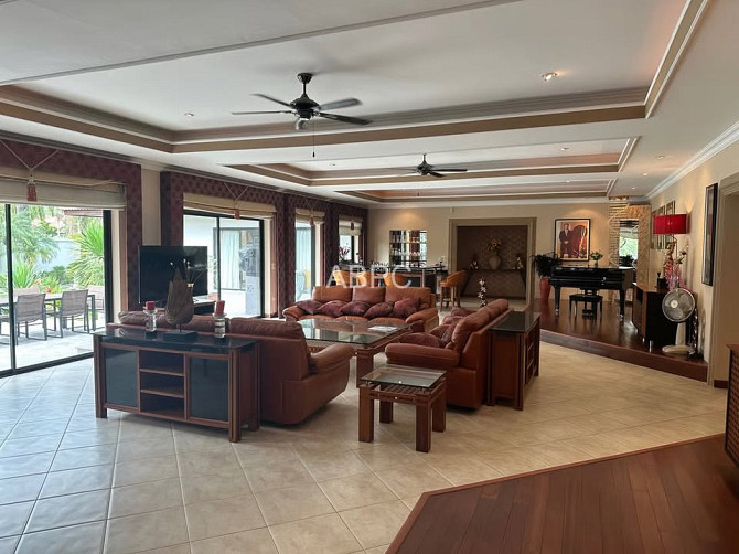 4 Beds 5 Baths House Pattaya - photo 5