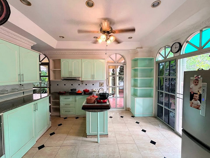 4 beds 4 baths House Pattaya - photo 11