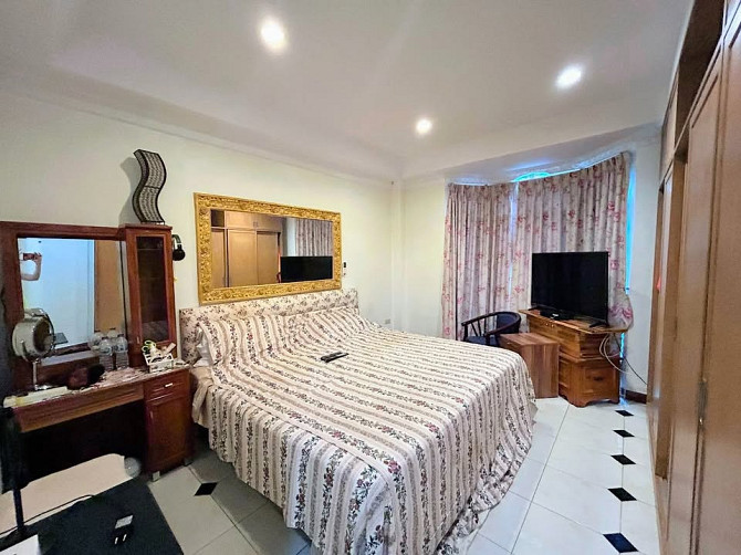 4 beds 4 baths House Pattaya - photo 15