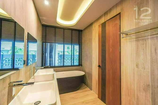 Brand New/Newly Constructed Modern 3 Bed 4 Bath House with Pool for Sale at Lake Mabrachan Pattaya Pattaya - photo 17
