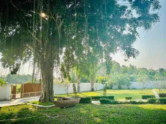 5 bedrooms 5 bathrooms - Detached house Pattaya