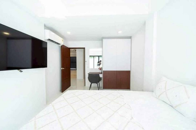 House with Bedrooms: 6 and Bathrooms: 7 Pattaya - photo 7