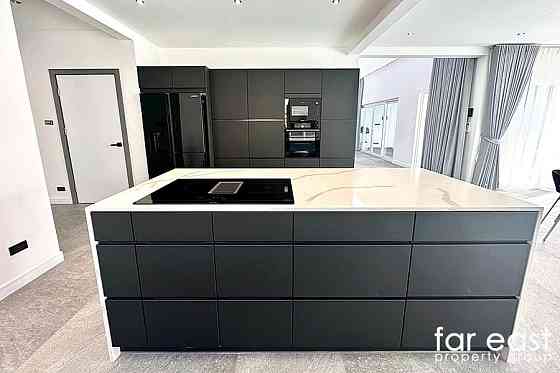 6 beds 8 baths House Pattaya