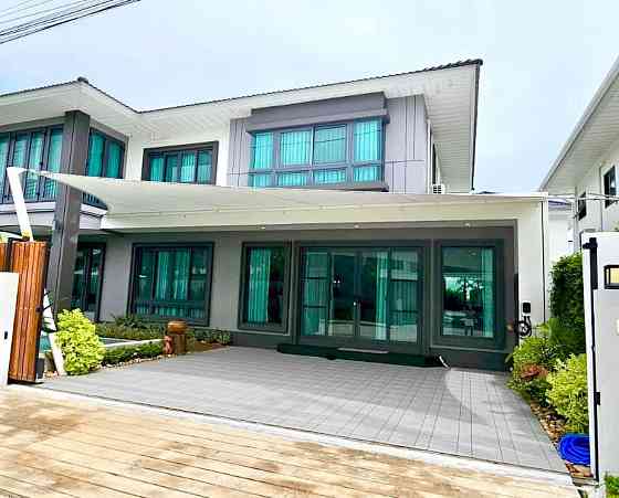 4 Beds 5 Baths House Phuket