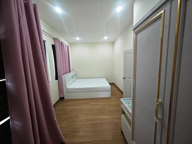 4 bedroom, 2 bathroom townhouse Pattaya - photo 8