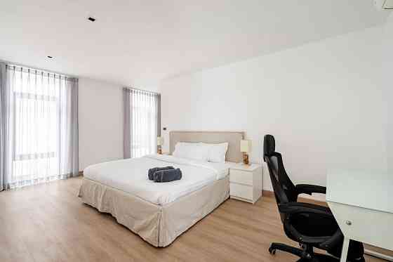 4 Beds 4.5 Baths House สมุย