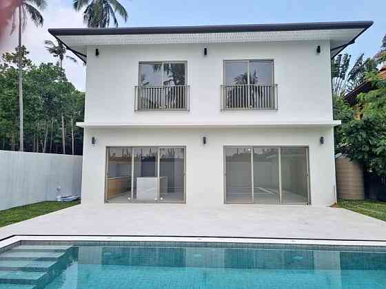 4 Beds 4 Baths House Samui