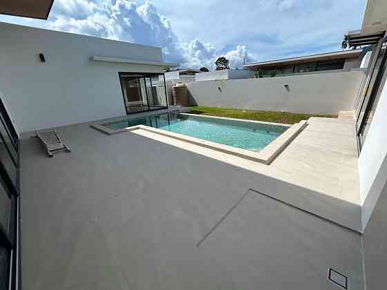3 Beds 4 Baths House Samui