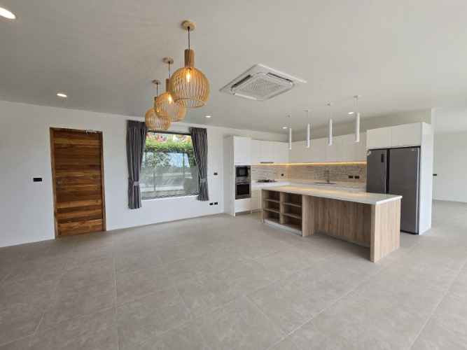 4 Beds 4.5 Baths - House Samui - photo 4